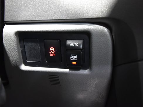 Used 2017 Toyota Sequoia SR5 image 32