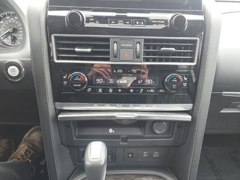 Used 2022 Nissan Armada Platinum w/ Captain's Chairs Package image 20