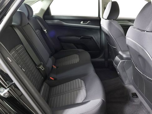 Certified 2025 Kia K5 LXS FWD image 31