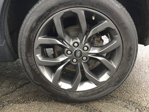 Used 2019 Land Rover Discovery Sport HSE image 41