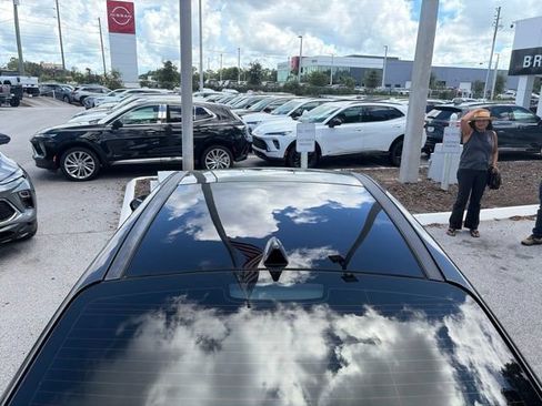 Used 2019 Kia Cadenza Limited FWD image 4