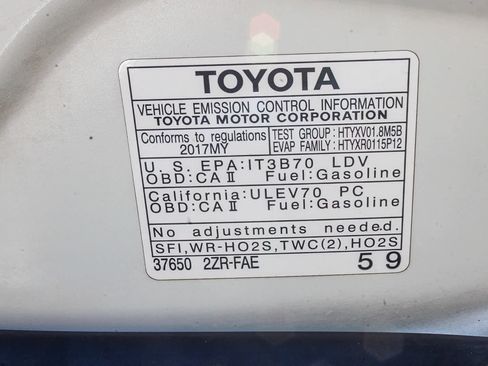 Used 2017 Toyota Corolla iM w/ Carpet Mat Package FWD image 27