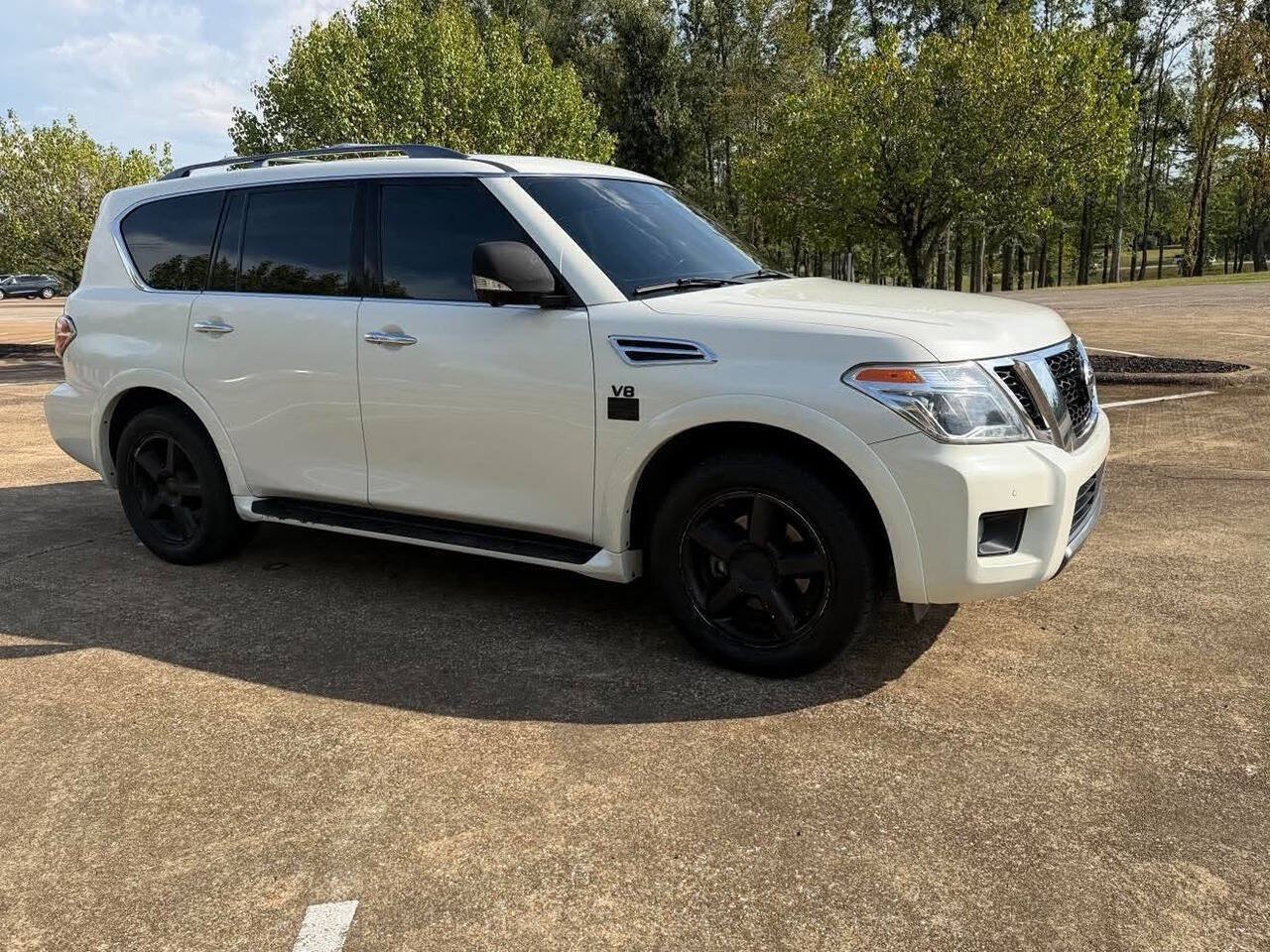Used 2019 Nissan Armada Platinum w/ Captain's Chairs Package AWD/4WD image 3