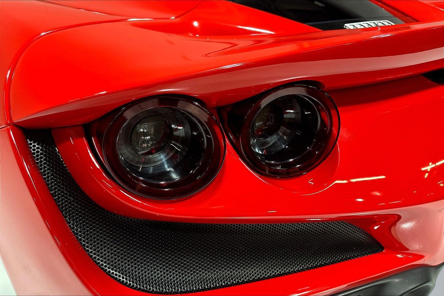 Used 2020 Ferrari F8 Tributo RWD image 20