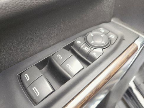 Used 2023 Chevrolet Silverado 2500 High Country w/ Z71 Off-Road Package image 33