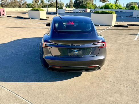 Used 2025 Tesla Model 3 RWD image 8