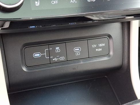 Used 2026 Hyundai Tucson Limited AWD/4WD image 26