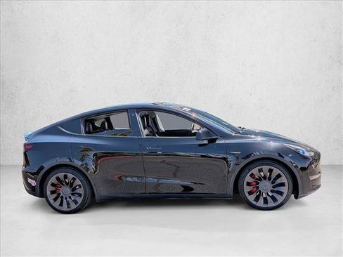 Used 2022 Tesla Model Y Performance AWD/4WD image 5