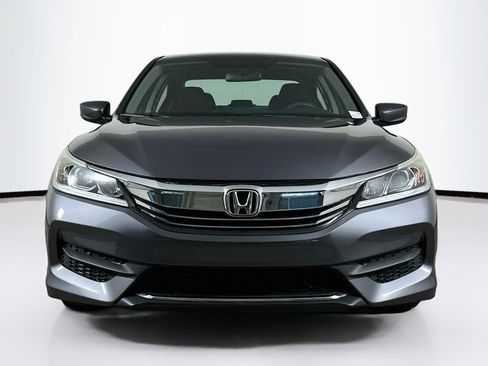 Used 2017 Honda Accord LX image 2