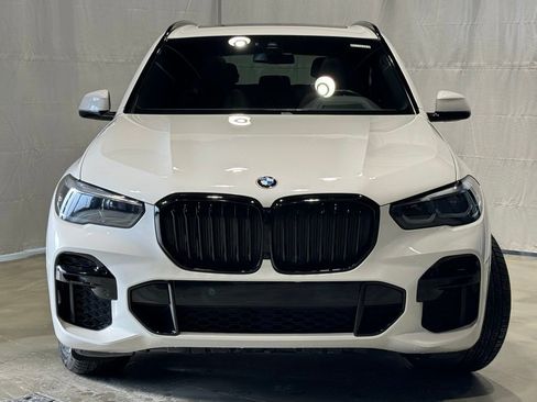 Used 2022 BMW X5 xDrive40i w/ M Sport Package image 2