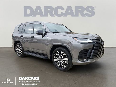 Used 2025 Lexus LX 600 4WD w/ Luxury Package image 1