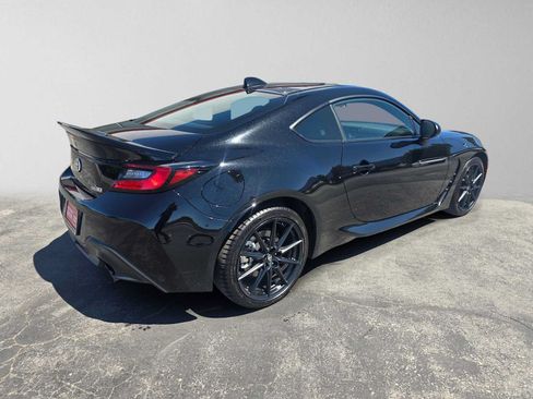 Used 2025 Toyota GR86 Premium w/ ALL Weather Mat Package (TMS) RWD image 3