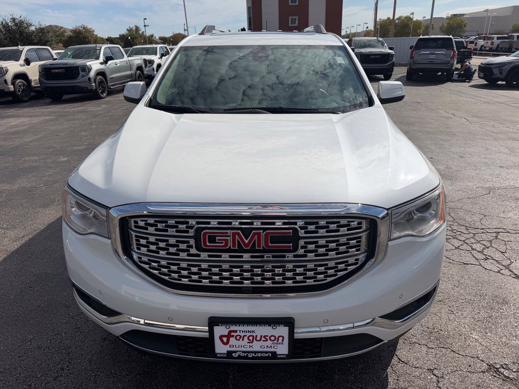 Used 2019 GMC Acadia Denali w/ Technology Package AWD/4WD image 9