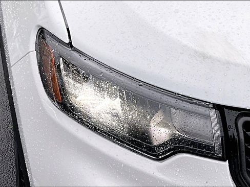 New 2026 Jeep Compass Latitude image 12