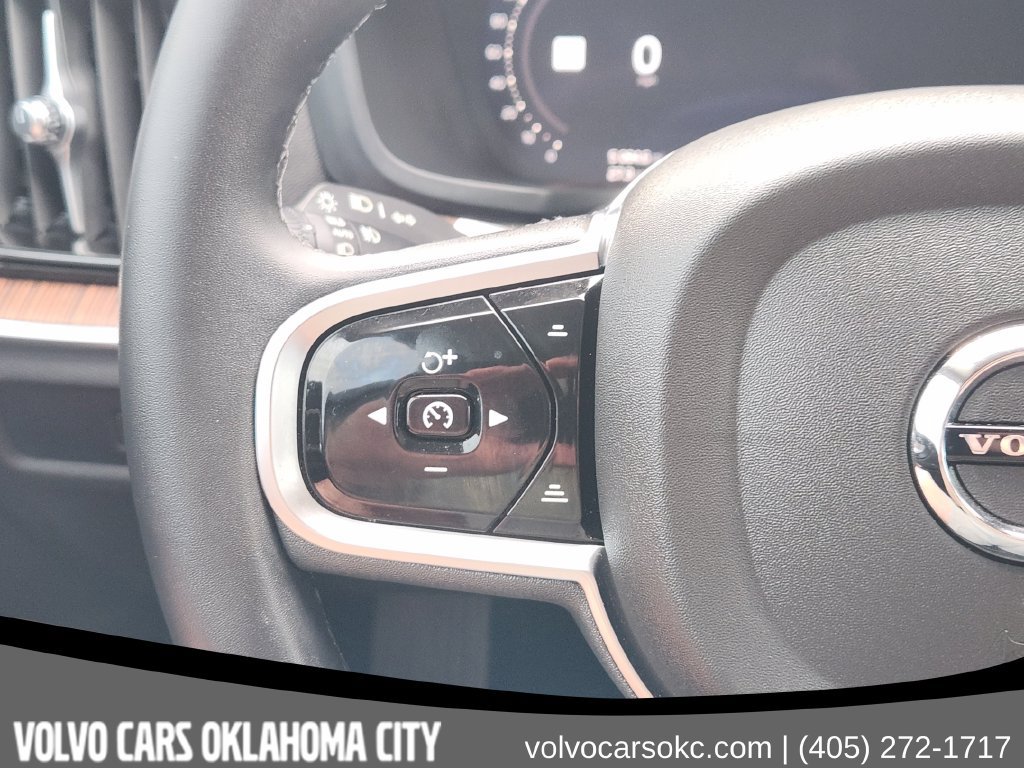 Certified 2024 Volvo S60 B5 Plus AWD/4WD image 22
