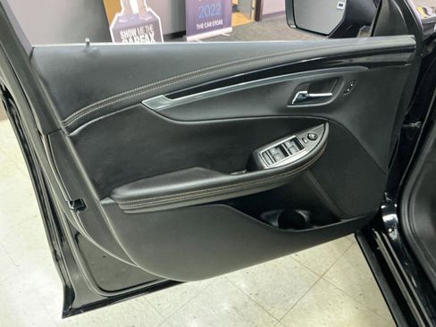 Used 2020 Chevrolet Impala LT FWD image 11