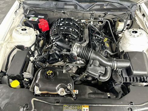 Used 2012 Ford Mustang Premium RWD image 27