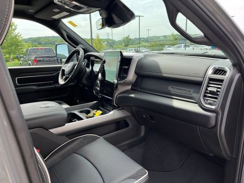 New 2026 RAM 2500 Laramie AWD/4WD image 30