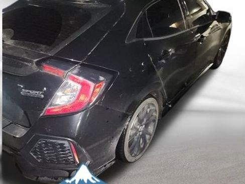 Used 2019 Honda Civic Sport Touring image 14