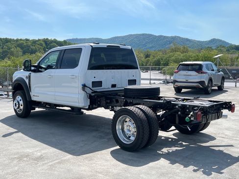 New 2026 Ford F450 Lariat AWD/4WD image 4