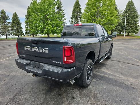 Used 2025 RAM 2500 Laramie AWD/4WD image 6