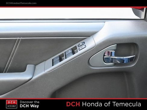 Used 2021 Nissan Frontier PRO-4X w/ Pro-4x Utility Package image 15