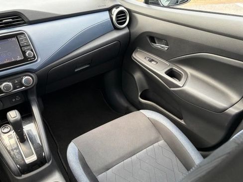 Used 2023 Nissan Versa SV FWD image 32