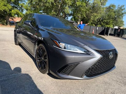 Used 2023 Lexus ES 350 F Sport w/ Accessory Package (Z2) FWD image 3