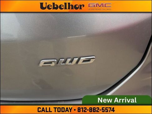 Used 2024 Ford Edge Titanium image 8