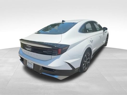 Certified 2024 Hyundai Sonata SEL FWD image 8
