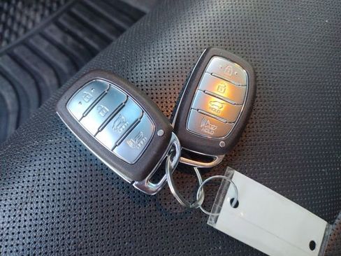 Used 2017 Hyundai Tucson SE Plus image 31