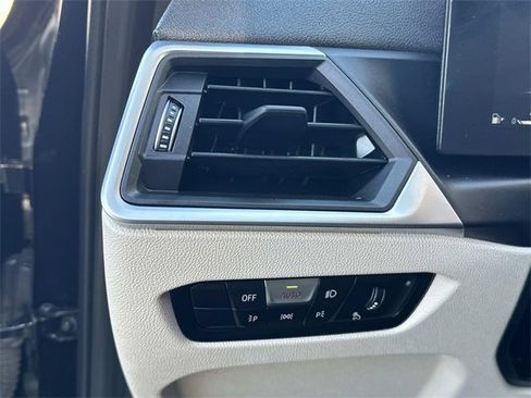 Used 2023 BMW M340i xDrive image 21