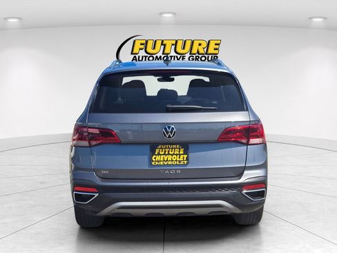 Used 2024 Volkswagen Taos SE FWD image 5