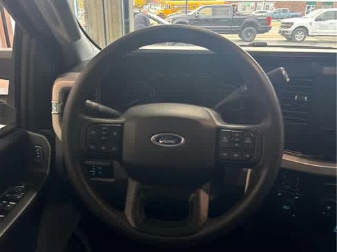 Used 2025 Ford F250 XLT image 8