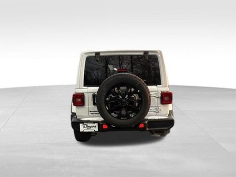 Used 2025 Jeep Wrangler Unlimited Sahara w/ Safety Group AWD/4WD image 34