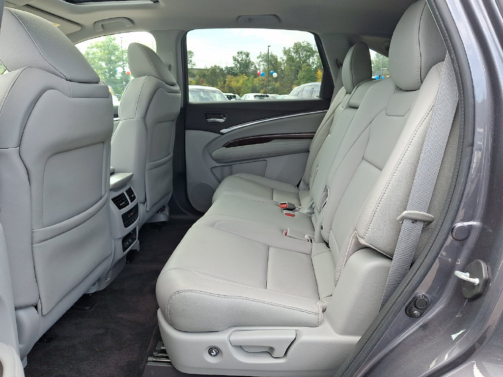 Used 2018 Acura MDX w/ Technology Package AWD/4WD image 10