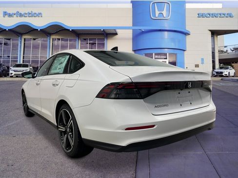 New 2026 Honda Accord SE image 3