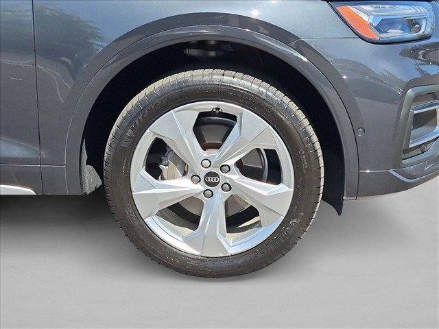 Used 2021 Audi Q5 Prestige w/ Prestige Package AWD/4WD image 26