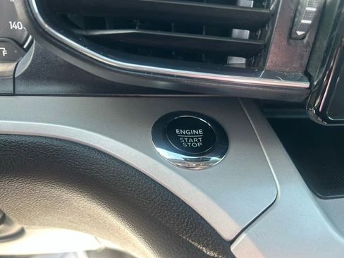 Used 2023 Ford Explorer XLT w/ Equipment Group 202A image 29