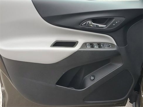 Certified 2023 Chevrolet Equinox LT image 15