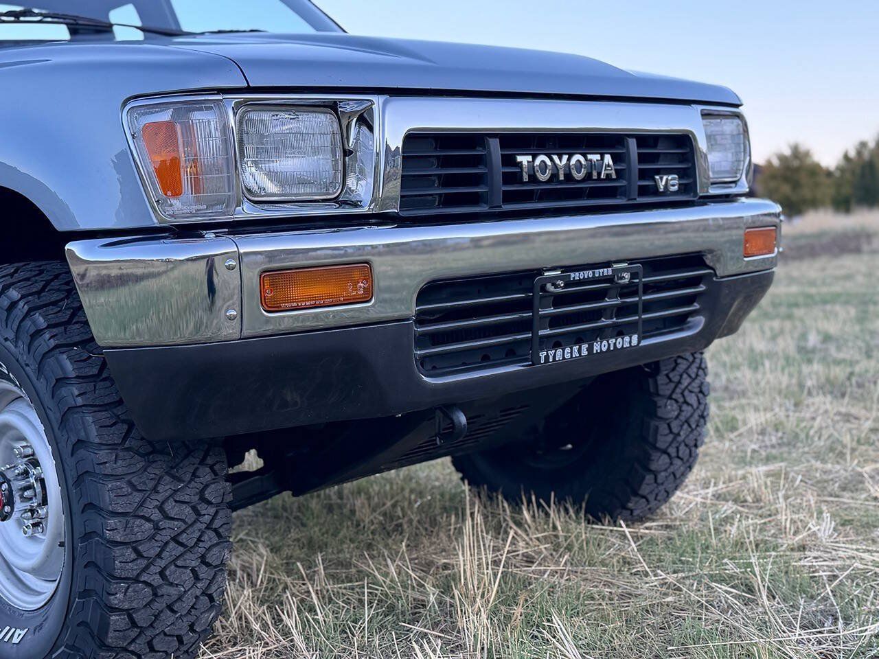 Used 1990 Toyota Pickup Deluxe AWD/4WD image 51