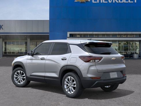 New 2026 Chevrolet TrailBlazer LS w/ LS Convenience Package FWD image 3