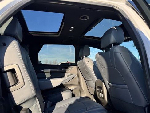 Used 2023 Buick Enclave Premium w/ Experience Buick Package image 19