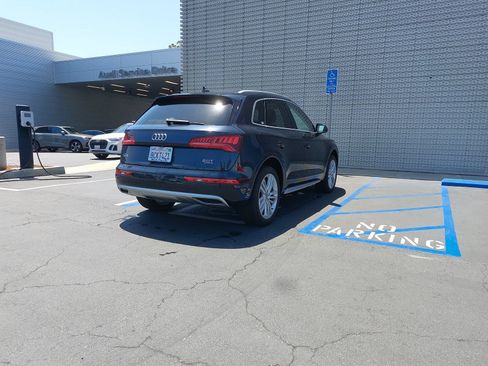 Used 2018 Audi Q5 2.0T Premium Plus w/ Premium Plus Package AWD/4WD image 4