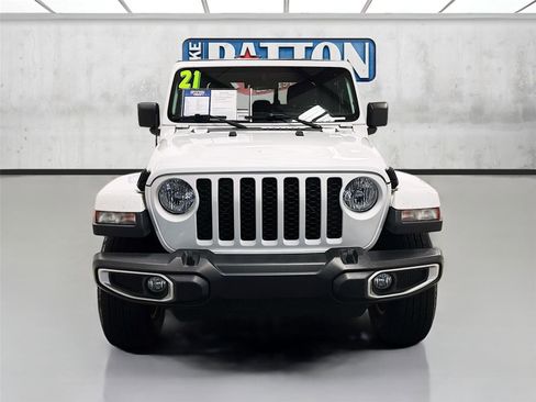 Used 2021 Jeep Gladiator Sport image 2