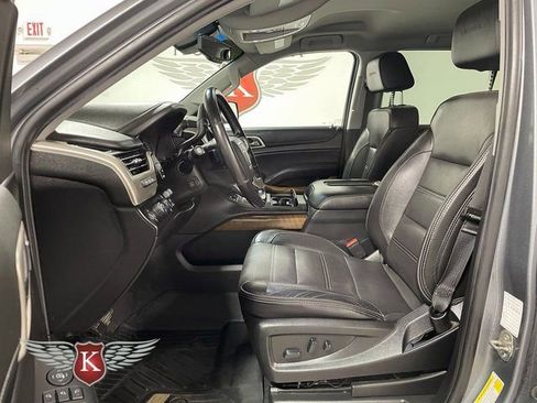 Used 2020 GMC Yukon XL Denali AWD/4WD image 12