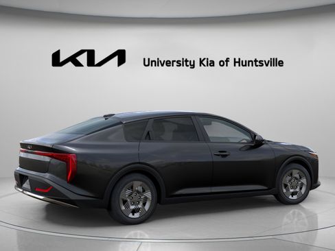 New 2026 Kia K4 FWD image 7
