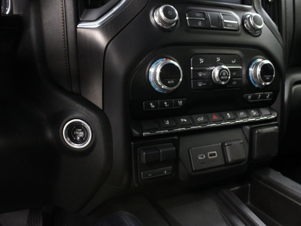 Used 2023 GMC Sierra 2500 AT4 w/ AT4 Preferred Package AWD/4WD image 71