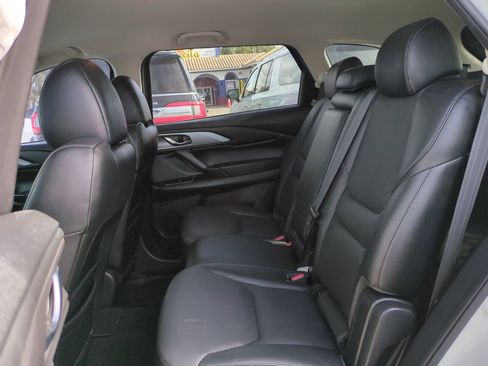 Used 2021 MAZDA CX-9 Touring image 13