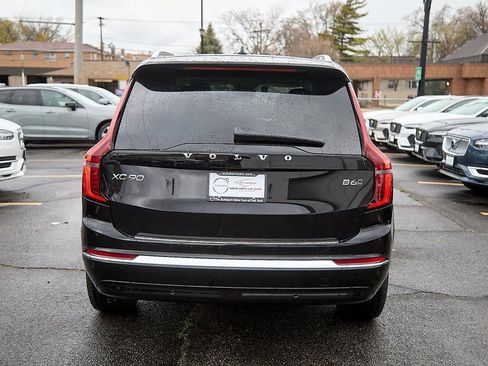 New 2025 Volvo XC90 B6 Core w/ Protection Package Premier image 8